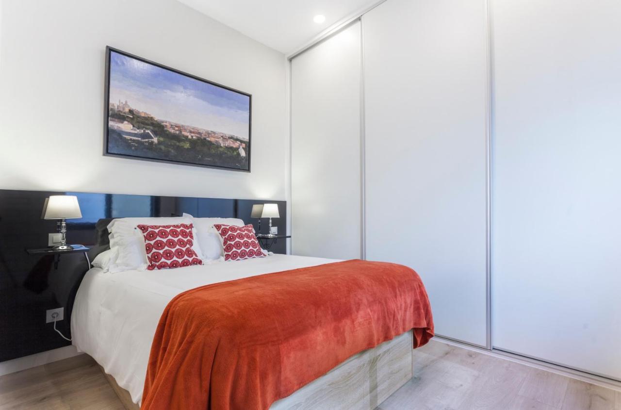 Apartamento Gran Via En Madrid Luaran gambar